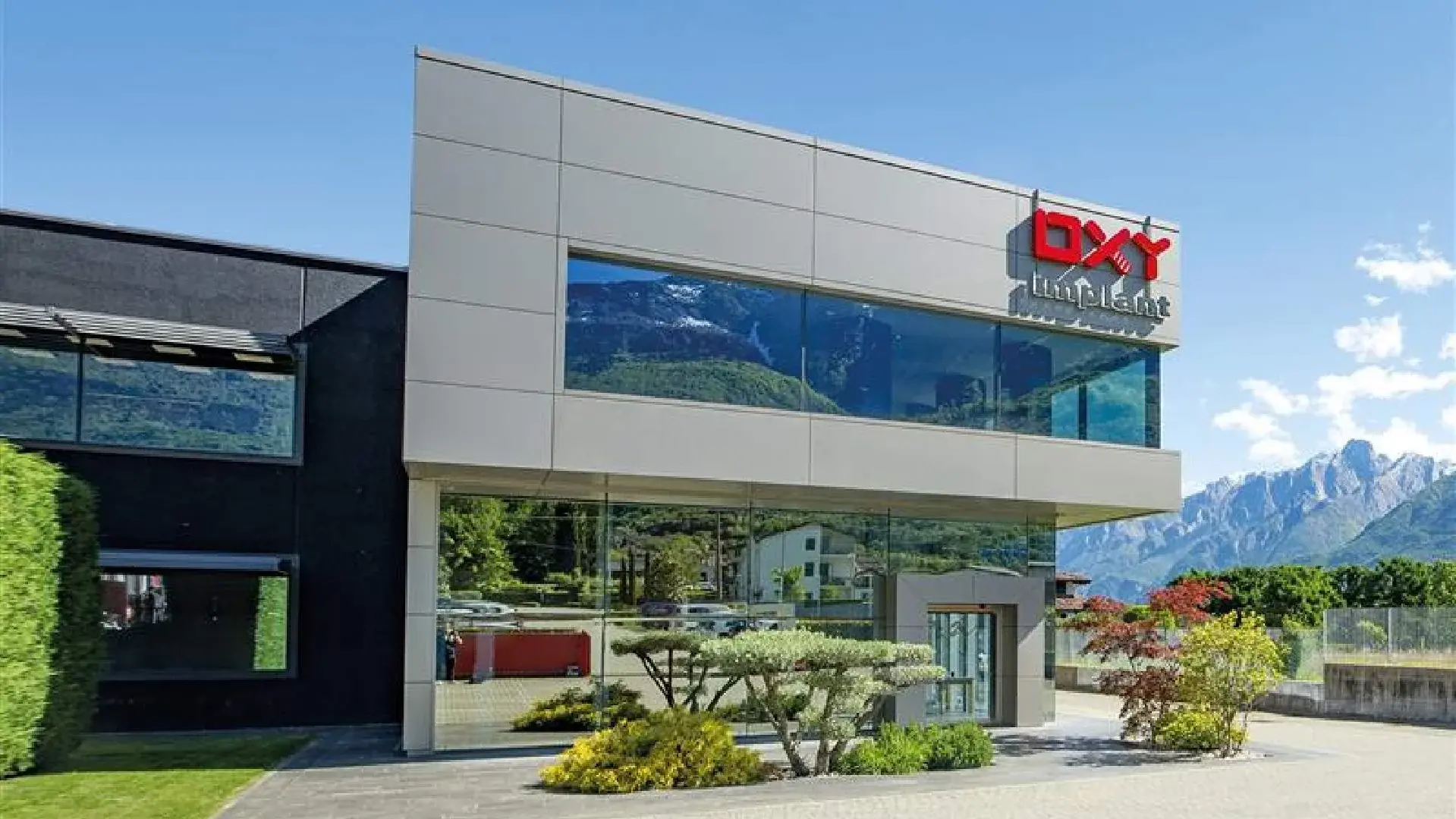 OXY Implant systems - Fixo, PSK and Win dental implants from 360 Dental UK